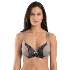 brasier-premoldeado-con-encaje-tirante-acojinado-princesse-de-luxe-2146